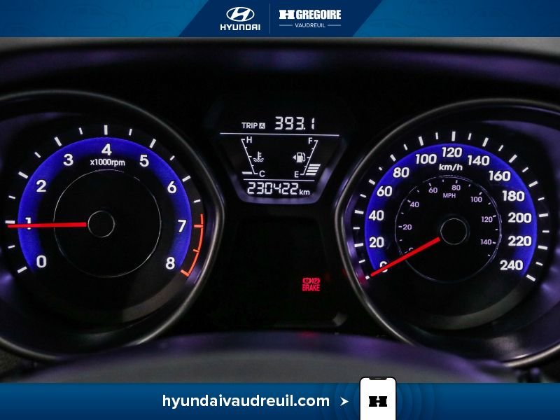 2016 Hyundai Elantra White Laval - photo #23