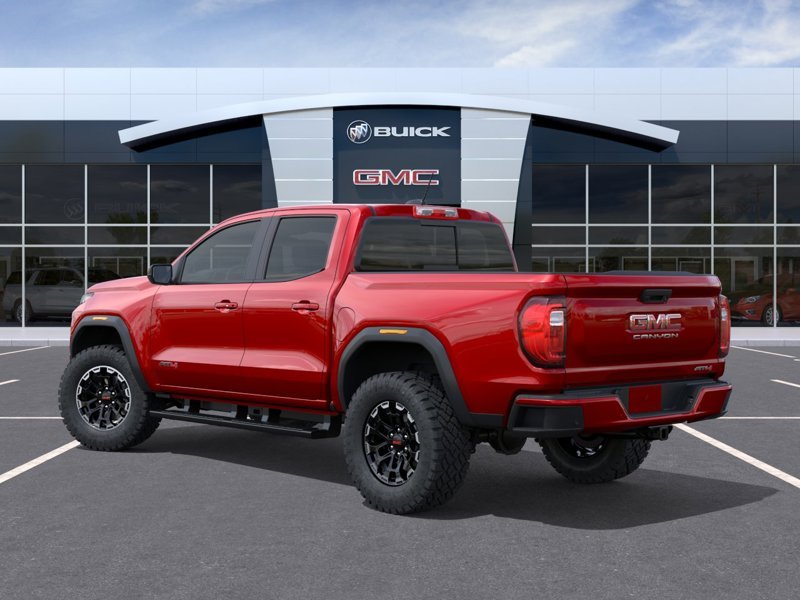 GMC Canyon AT4 cabine multiplace 4RM 2026 Teinte rouge volcanique Ottawa & Gatineau - photo #2
