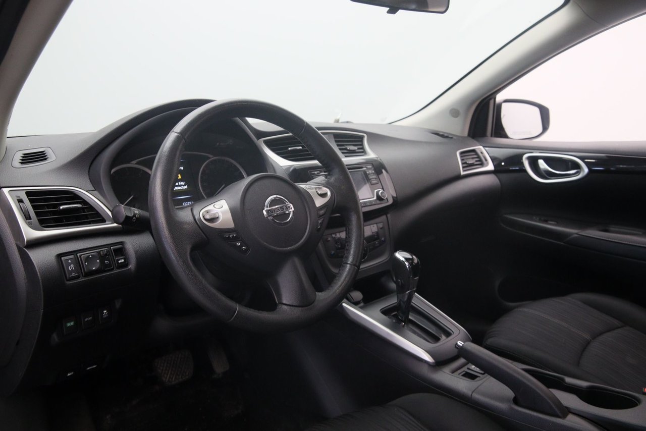 2018 Nissan Sentra VIN 3N1AB7AP9JY303694 Grey Chicoutimi - photo #6