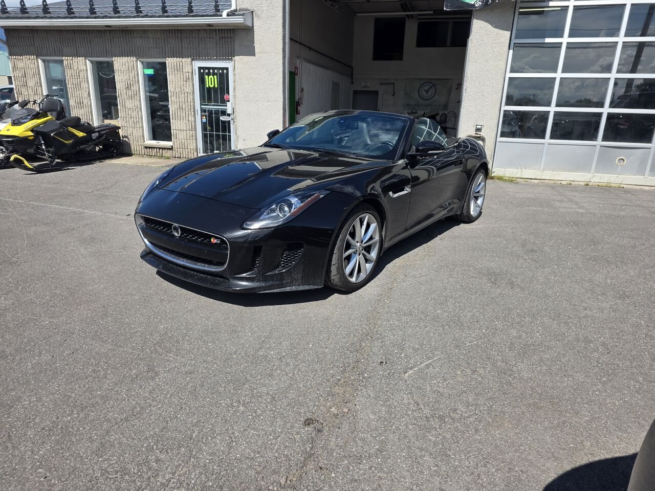 2014 Jaguar F-TYPE Black  - photo #0
