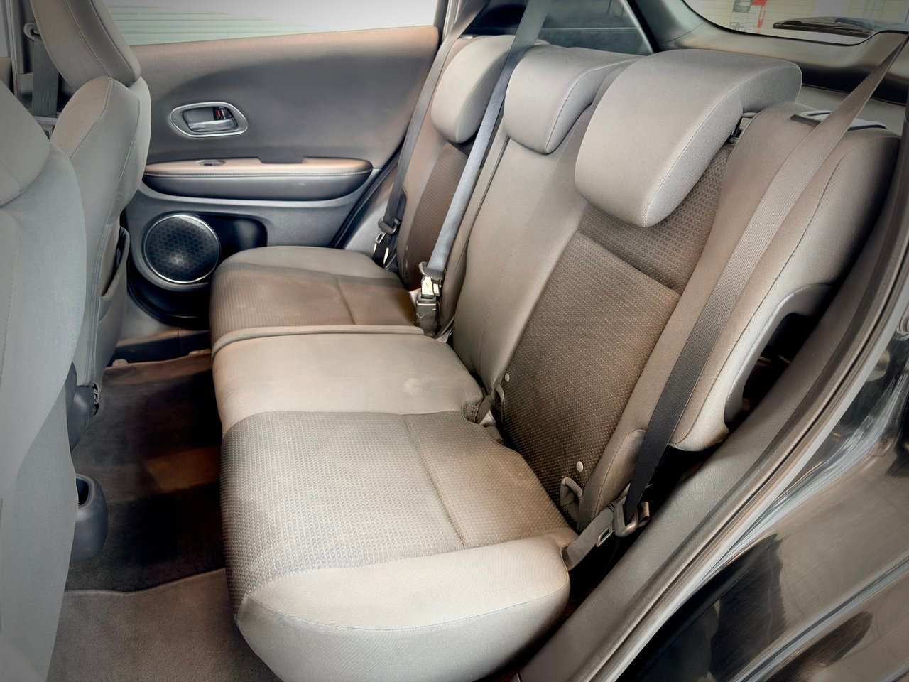 2021 Honda HR-V Black Notre-Dame-des-Prairies - photo #17