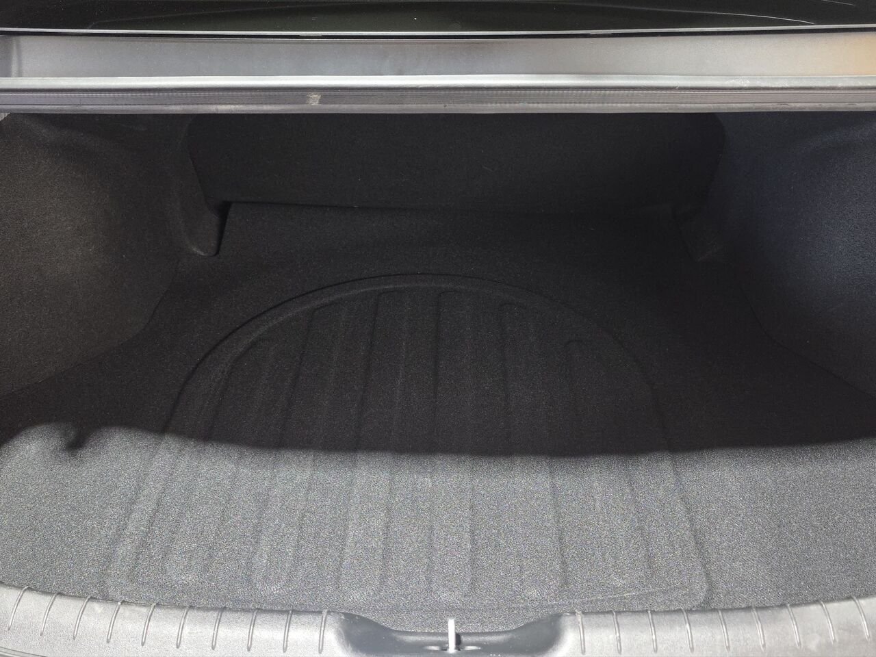 Hyundai Elantra 2024 Noir Val-David - photo #25