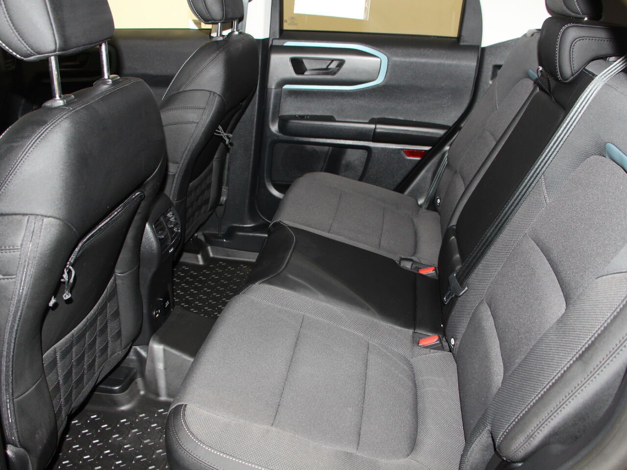 Ford Bronco Sport 2.0 L ECOBOOST + ENS REMORQUAGE + G.O.A.T. 2024 Noir Châteauguay - photo #16