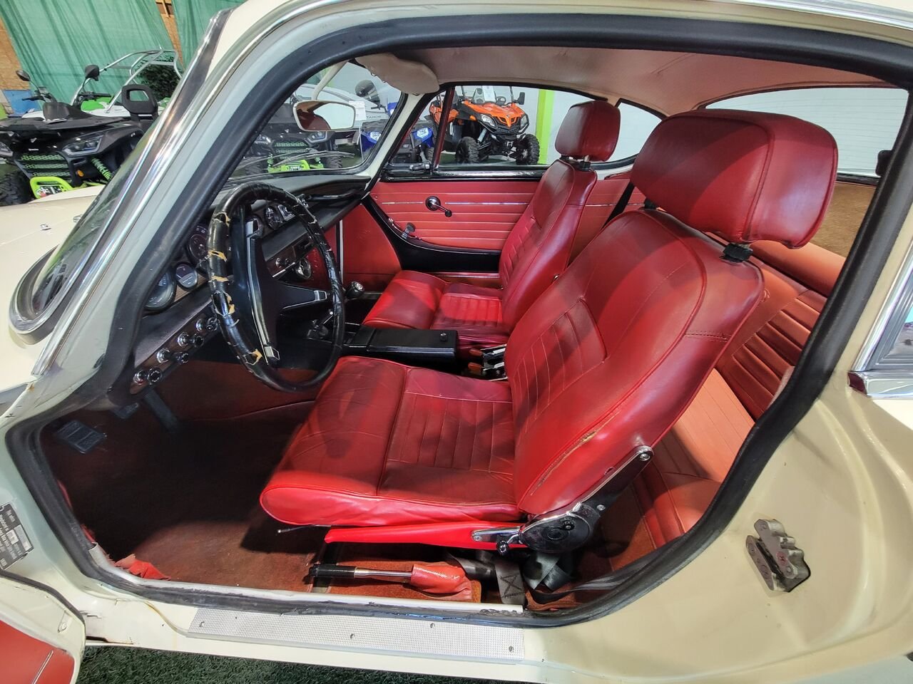 Volvo P1800e 1970 Beige Longueuil, - photo #10