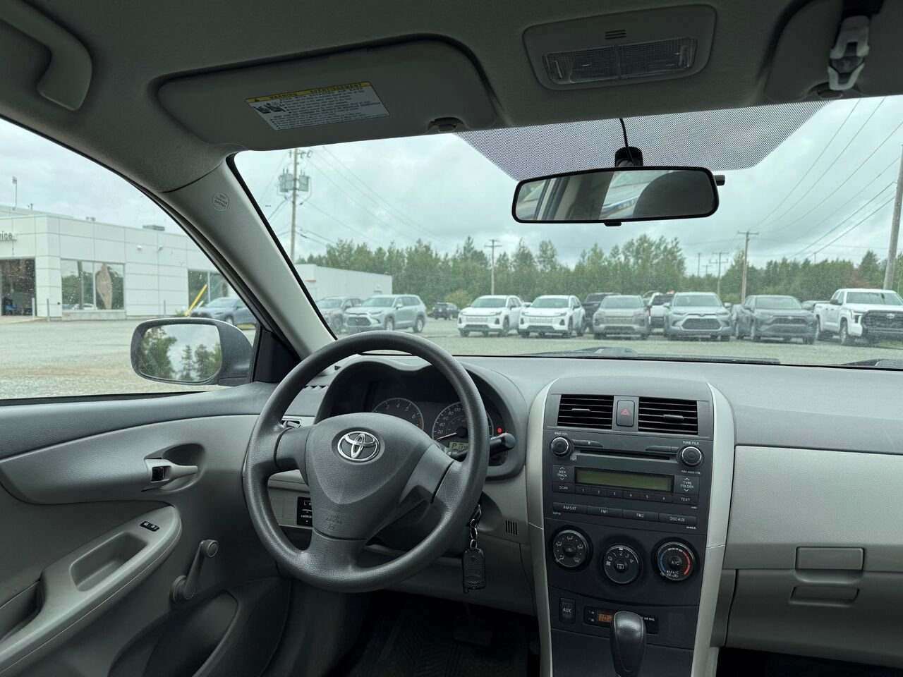 2010 Toyota Corolla Berline 4 portes, boîte automatique, CE Silver Val-d'Or - photo #2