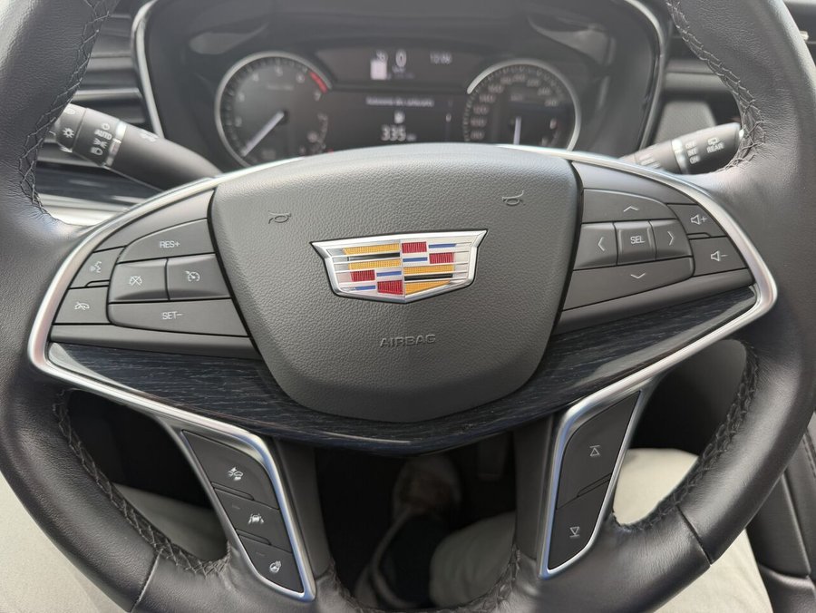 2024 Cadillac XT5 2024 Red