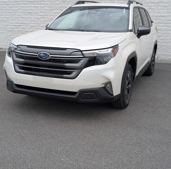 2026 SUBARU Forester TOURING Crystal White Pearl