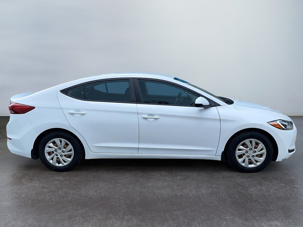 2017 Hyundai ELANTRA White Amos - photo #7