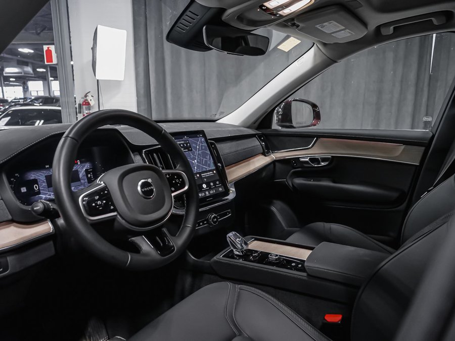 Volvo XC90 Plug-In Hybrid T8 PLUS BRIGHT 2025 Rouge