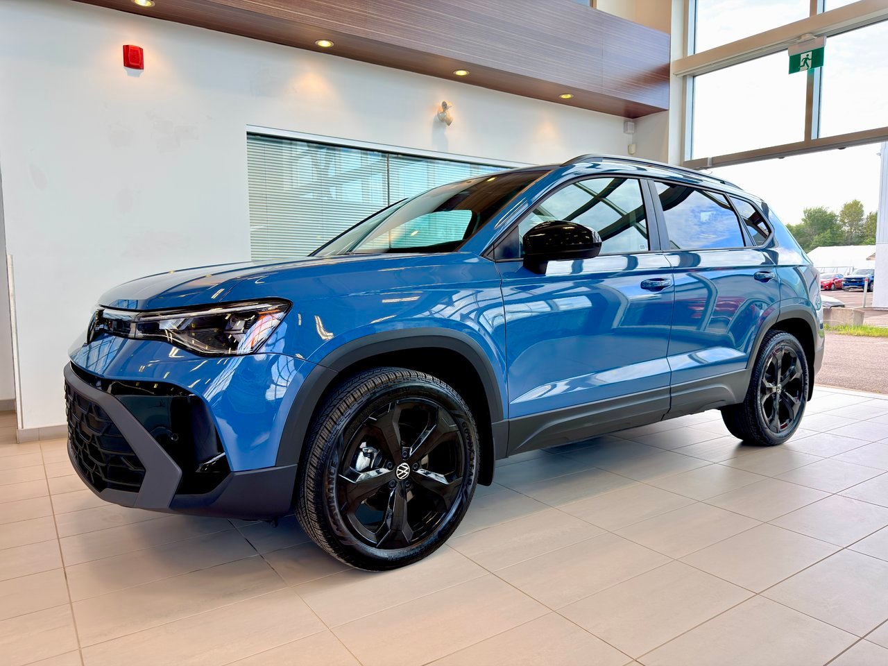 Volkswagen Taos 2026 Bleu Notre-Dame-des-Prairies - photo #3