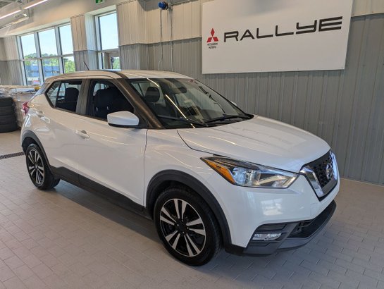 2018 Nissan Kicks SV White