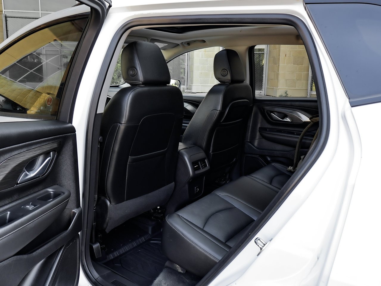 2024 GMC Terrain AWD 4dr SLT White Sherwood Park - photo #29