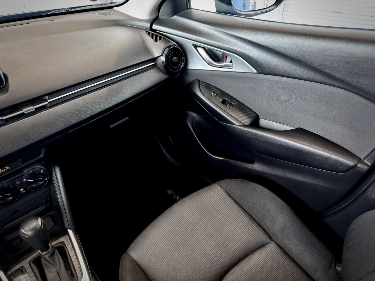 Mazda CX-3 2017 Bleu Notre-Dame-des-Prairies - photo #16
