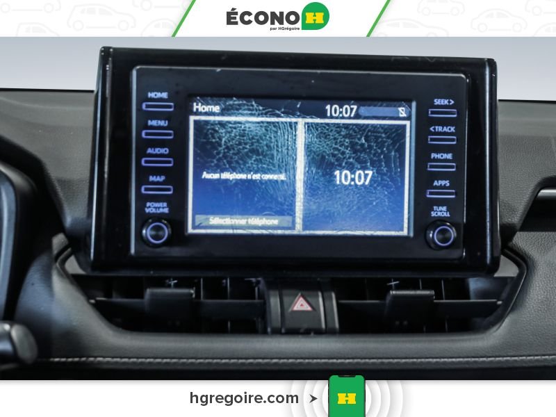 2019 Toyota Rav 4 White Blainville - photo #16