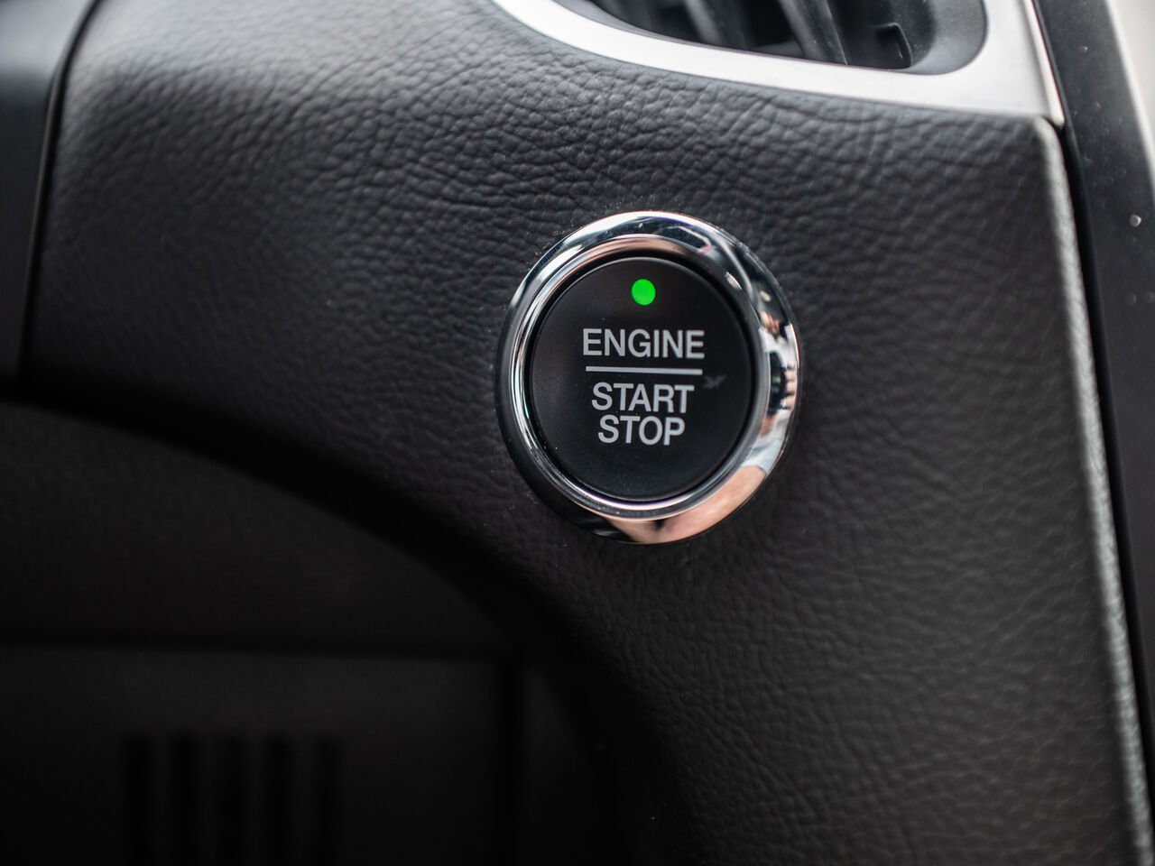 Ford Edge 2022 Blanc Sainte-Julienne - photo #18