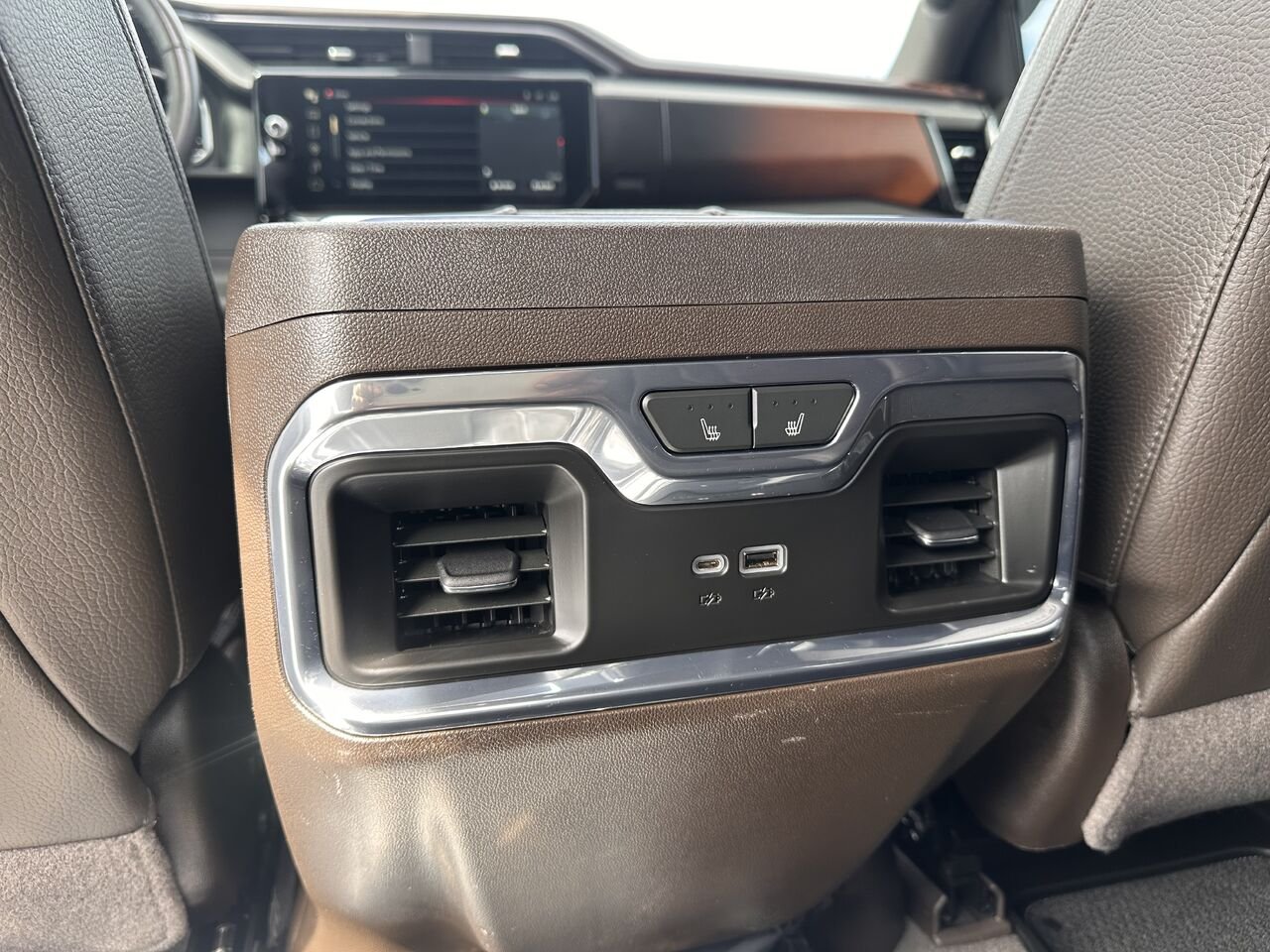 GMC SIERRA K1500 DENALI Denali cabine multiplace 4RM 147 po 2023 Noir Ottawa & Gatineau - photo #16