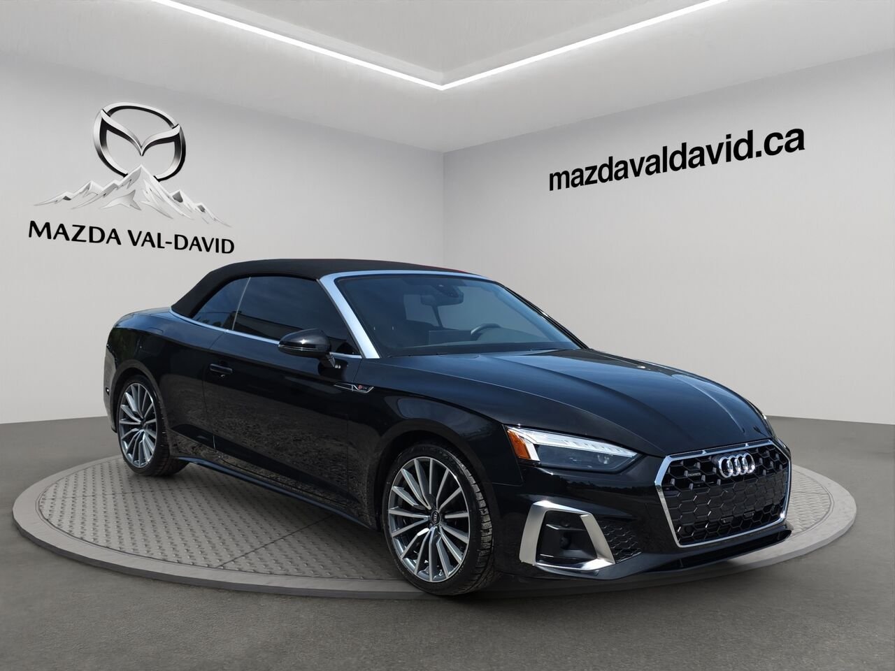 Audi A5 cabriolet Progressiv 45 TFSI quattro, S-LINE, Navigation, Détecteur d'angles morts 2023 Noir Val-David - photo #4
