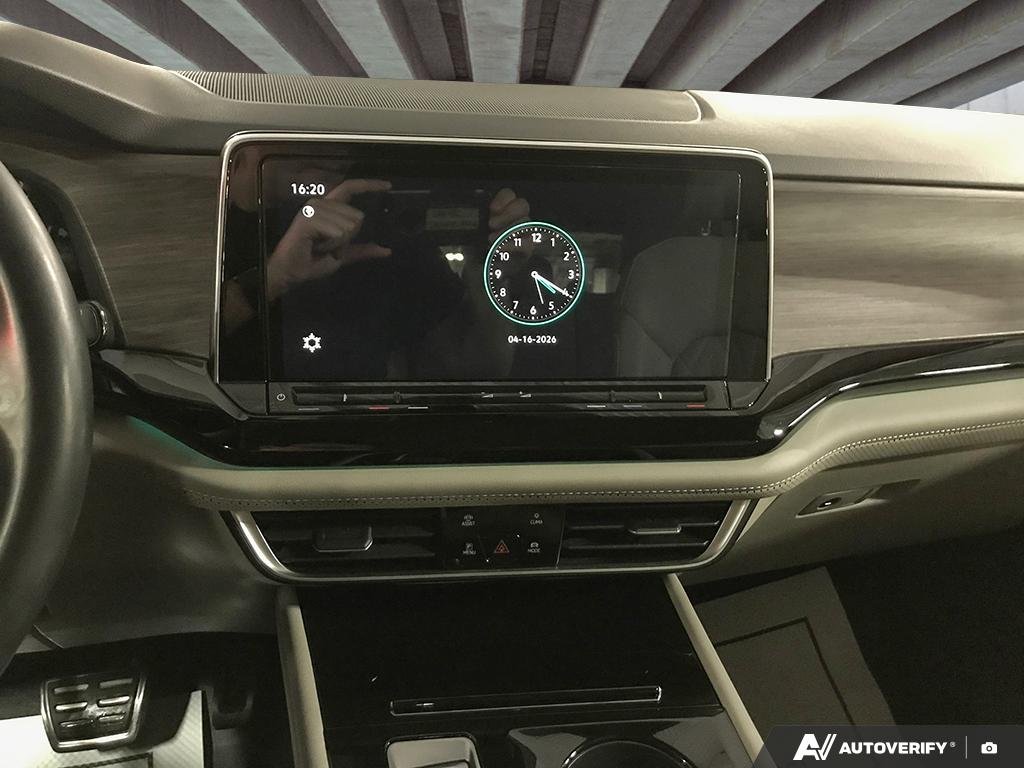 2024 Volkswagen Atlas 2600859A | Execline gray Edmonton - photo #18