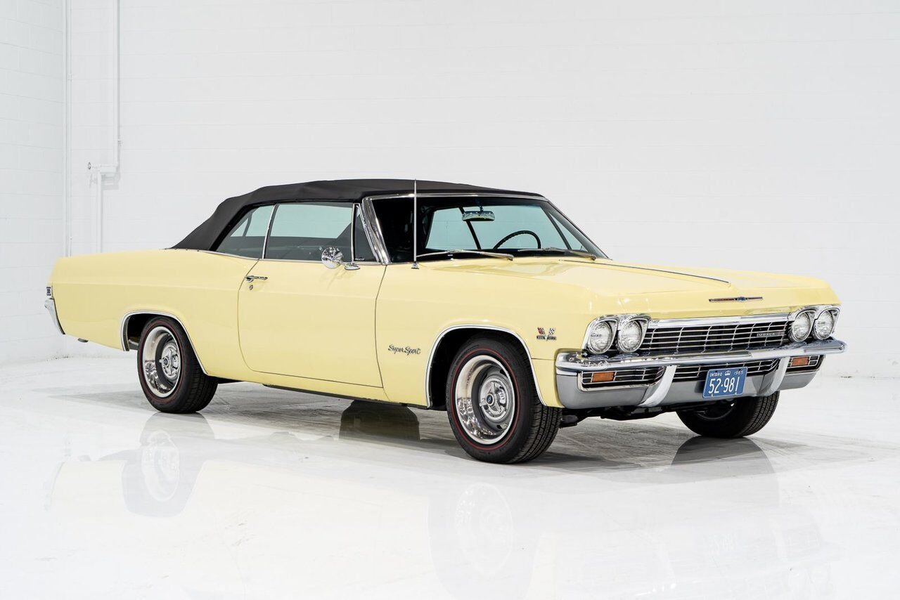 1965 Chevrolet Impala SS *PRIX EN USD* 396/325HP 4spd frame off restoration Yellow Montreal - photo #55