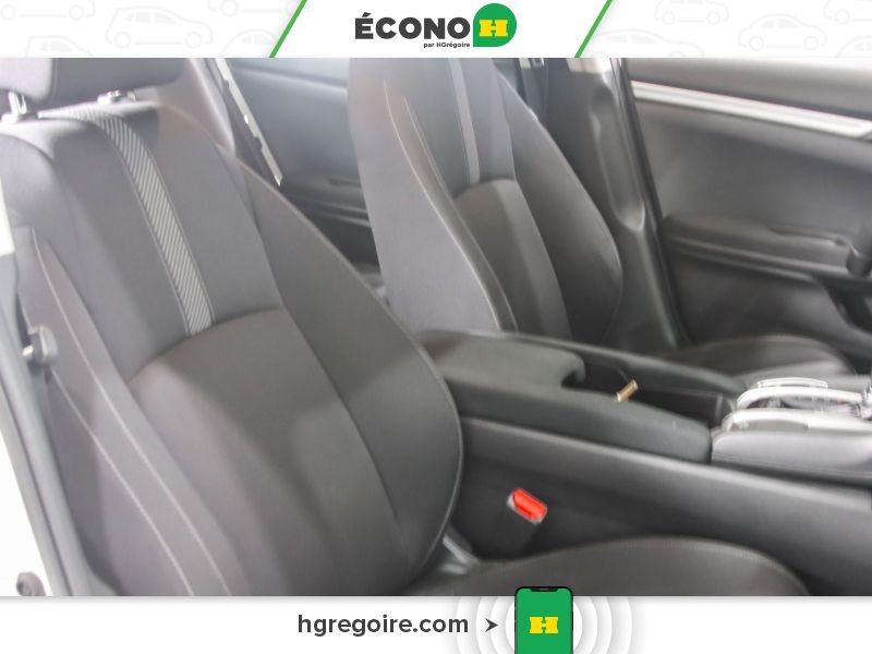 2018 Honda Civic White Blainville - photo #22