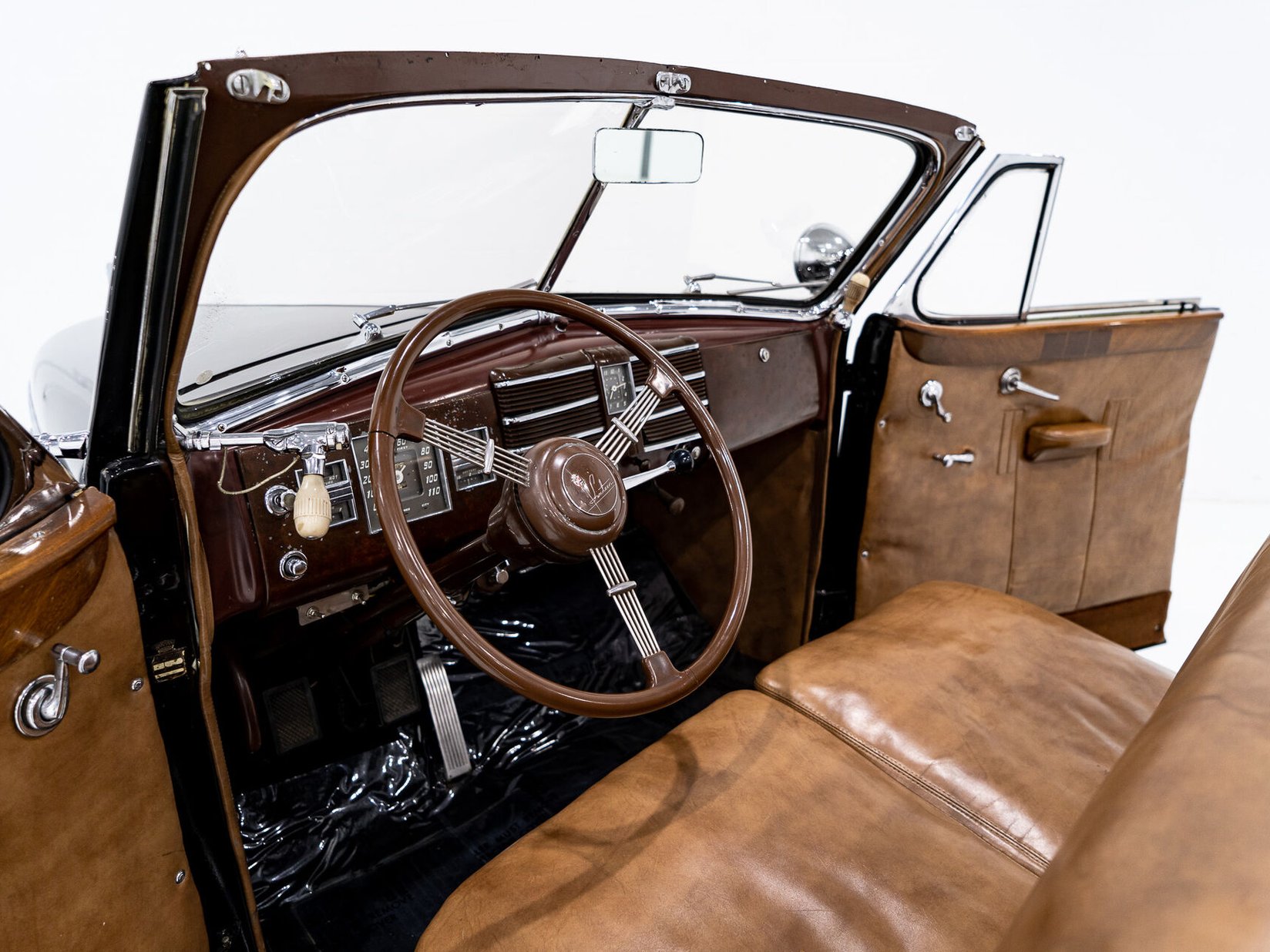 1938 Cadillac Series 90 **PRICE IN USD**1 of 13 V16 Black Montreal - photo #12