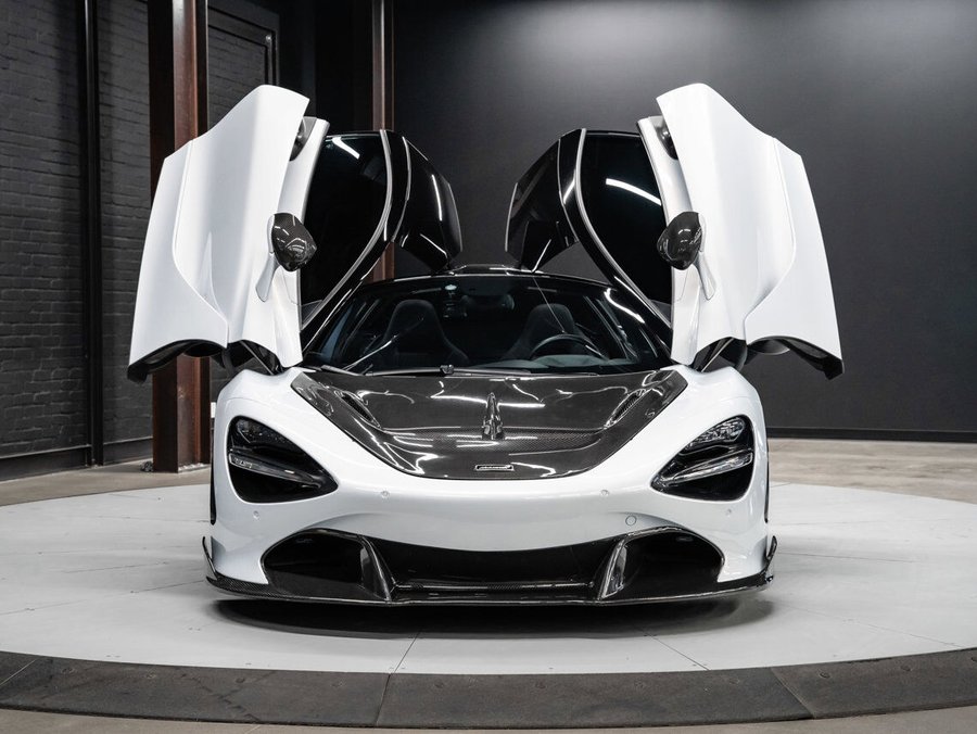 2019 McLaren 720S 2019 Grey