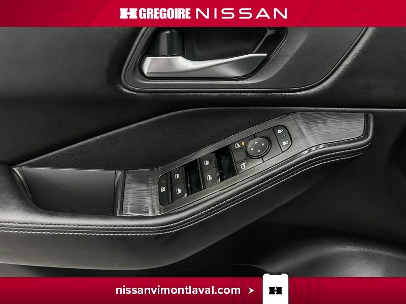 Nissan Rogue 2024 Blanc Laval - photo #19