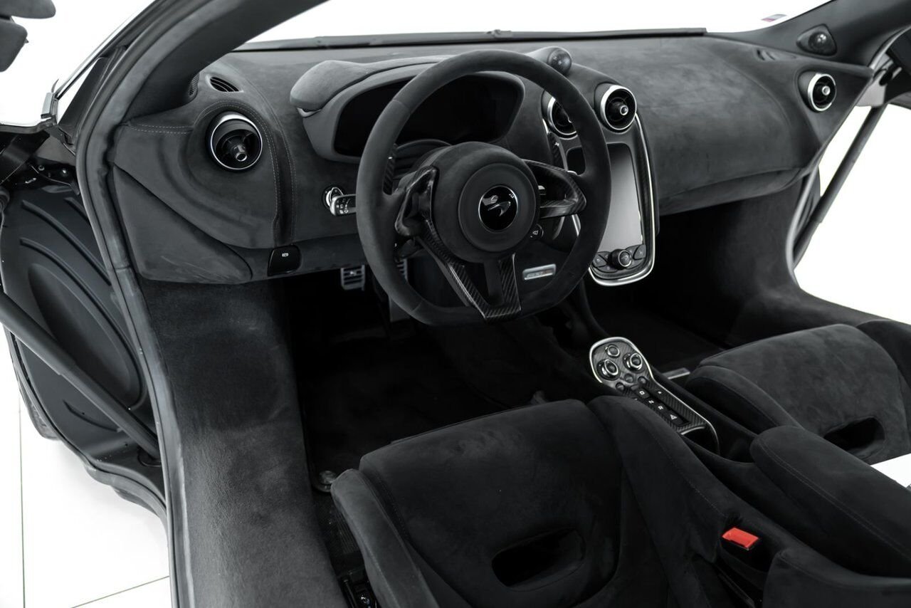 McLaren 600LT *NO LUXURY TAX* 2019 Blanc Kirkland - photo #9