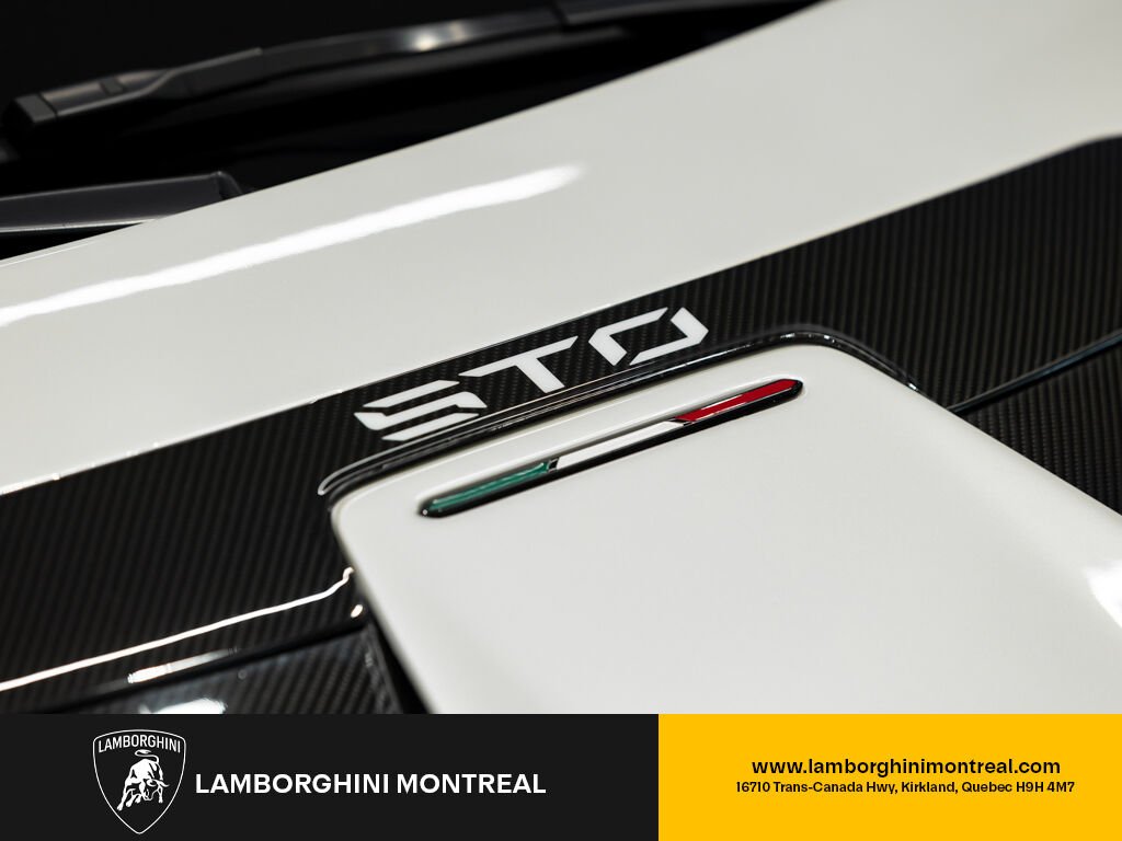 Lamborghini Huracan STO 2022 Blanc Kirkland - photo #28