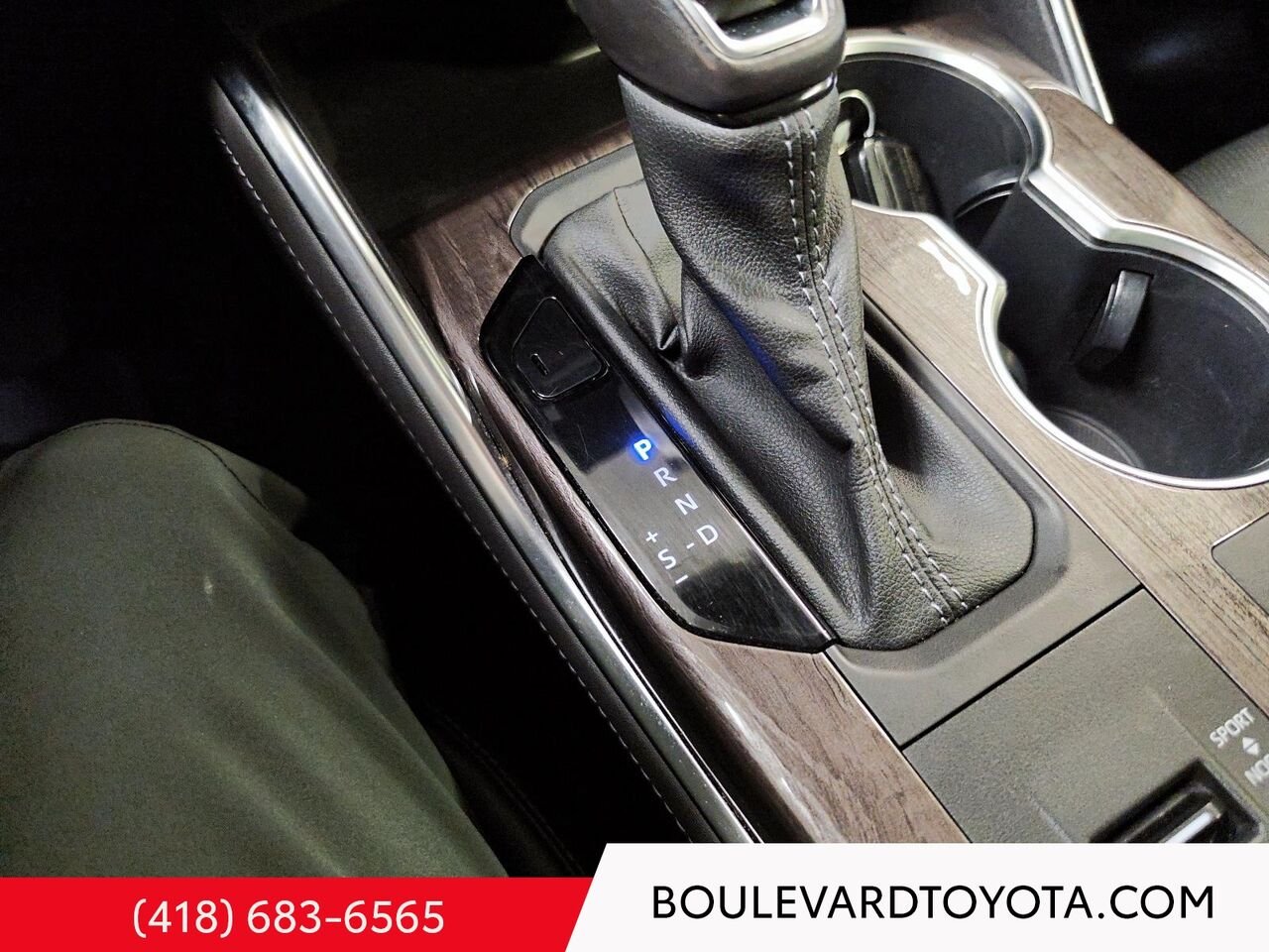 Toyota Highlander 531735A-121 | HYBRIDE LIMITED, AWD 2023 Argent Québec - photo #19
