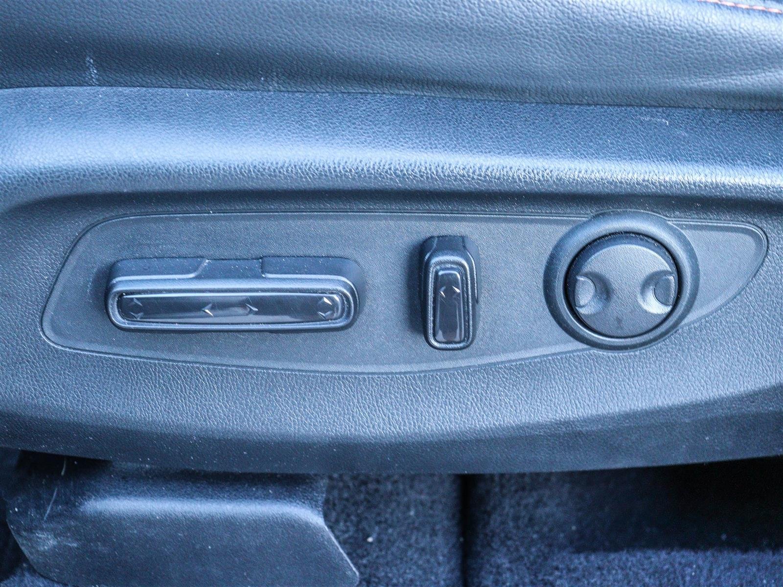 2023 Honda CR-V Hybrid Touring Ottawa & Gatineau - photo #6