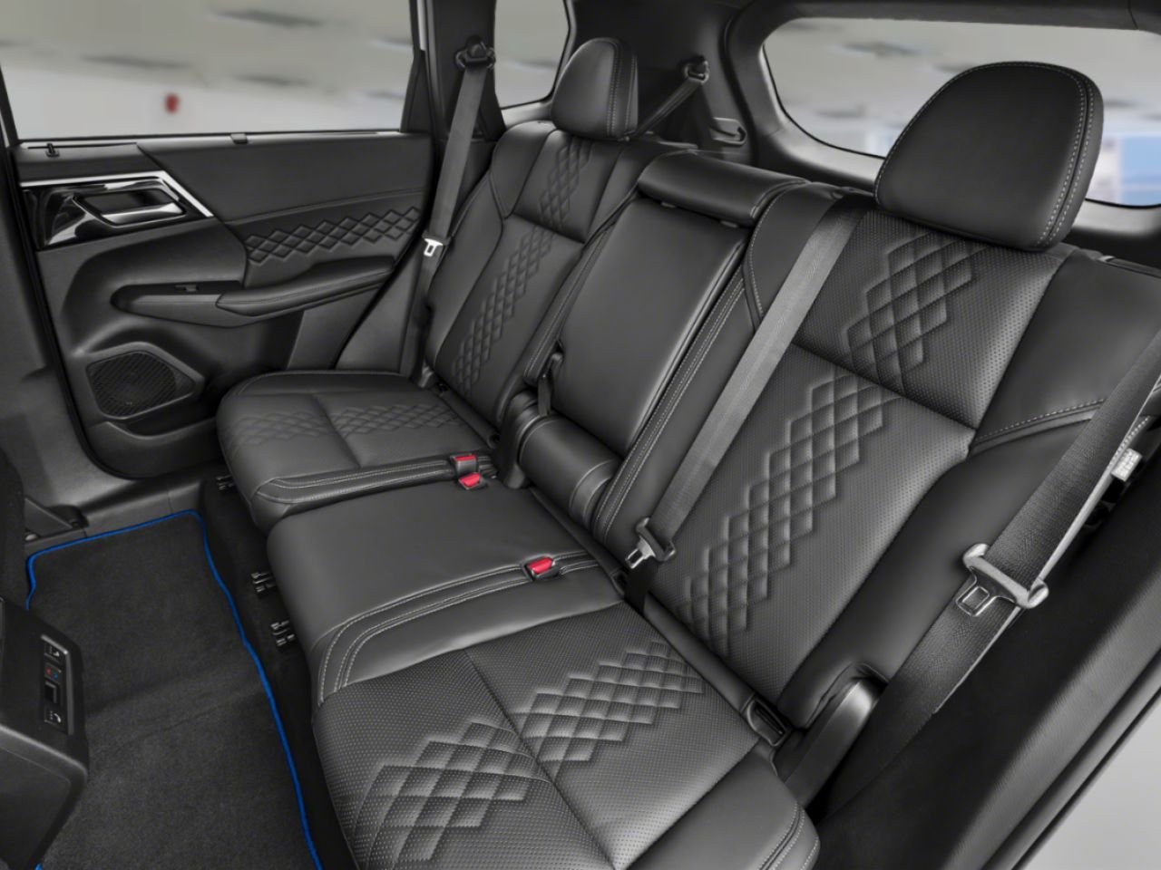 2026 MITSUBISHI Outlander Plug-In Hybrid White Diamond/Black Roof Gatineau - photo #12