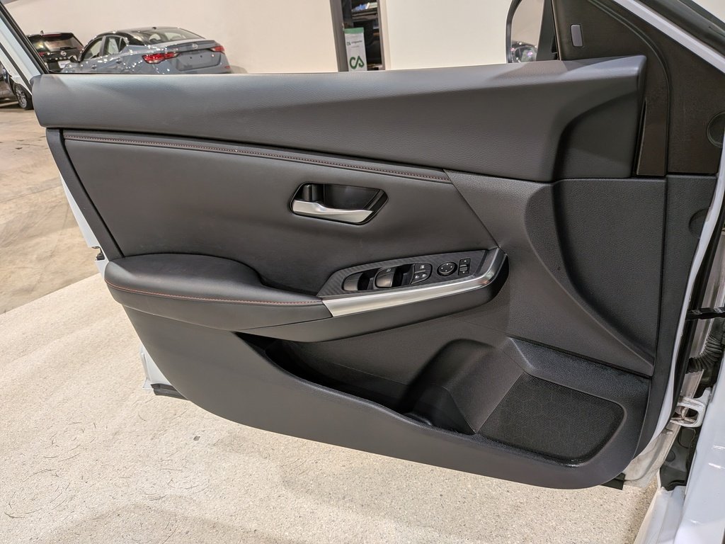 2024 Nissan Sentra SR Manual White Val-David - photo #30
