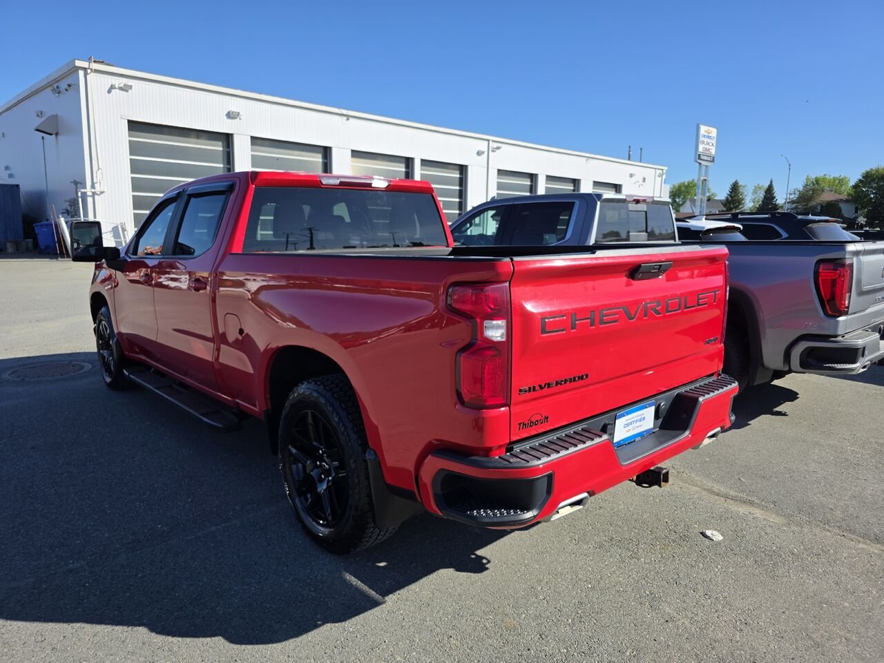 2021 Chevrolet Silverado 1500 RST Red Rouyn-Noranda - photo #2