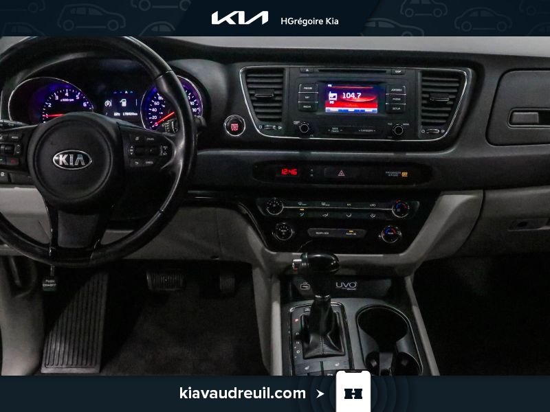 Kia Sedona 2016 Gris Saint-Eustache - photo #17