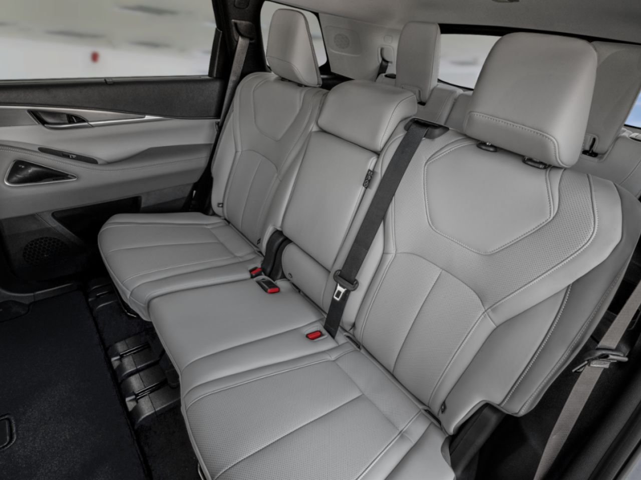 INFINITI QX60 2026 Blanc radiant nacré Blainville - photo #7