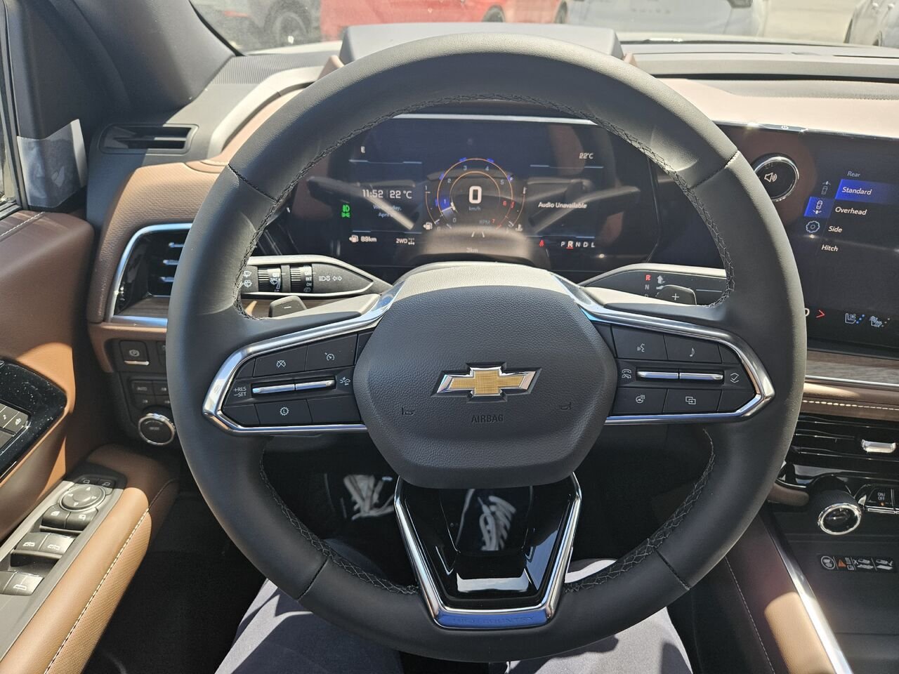 Chevrolet Tahoe High Country 4 portes 4RM 2026 NOIR Thetford Mines - photo #10