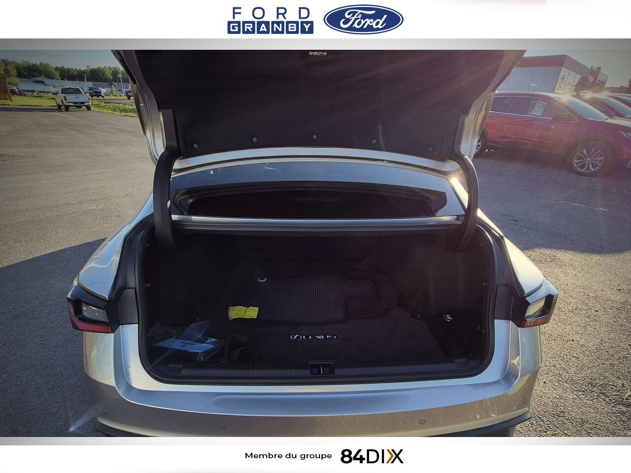 2023 Lexus IS Silver Granby - photo #10