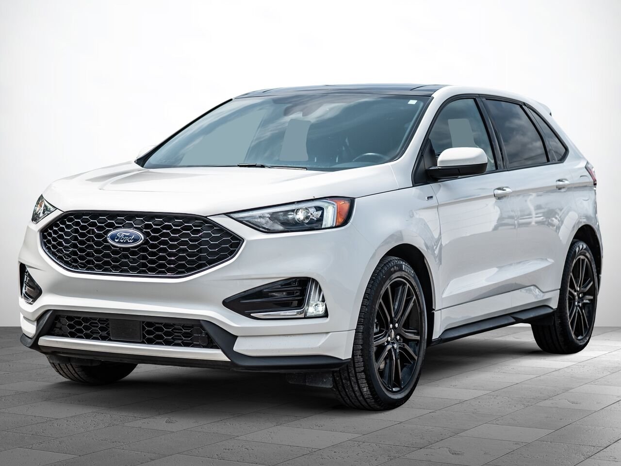 Ford Edge 2022 Blanc Sainte-Julienne - photo #0