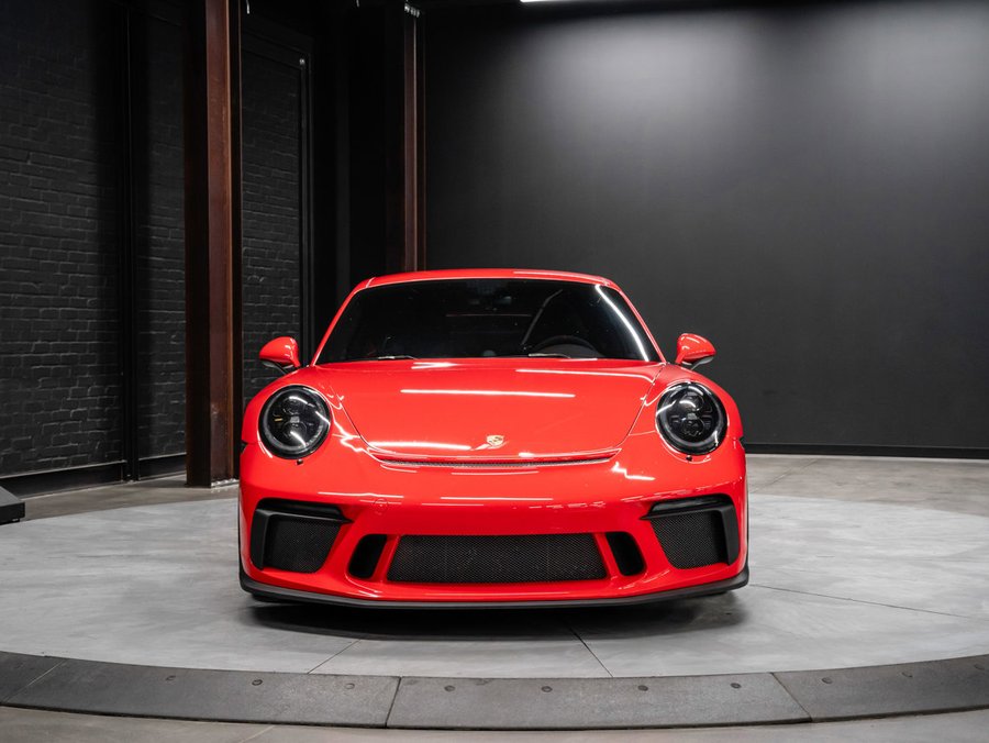 2018 Porsche 911 2018 Red