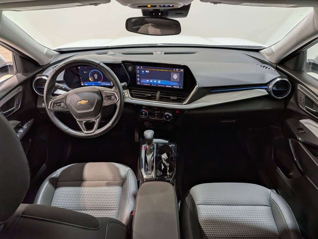 2025 Chevrolet Trax FWD 4dr LT White Val-David - photo #9