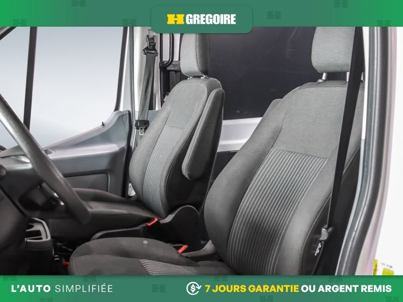 2019 Ford TRANSIT White Blainville - photo #18