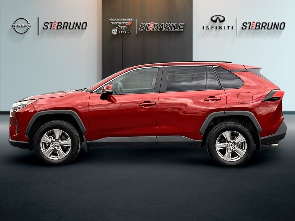 2024 Toyota RAV4 Red Saint-Basile-le-Grand - photo #5