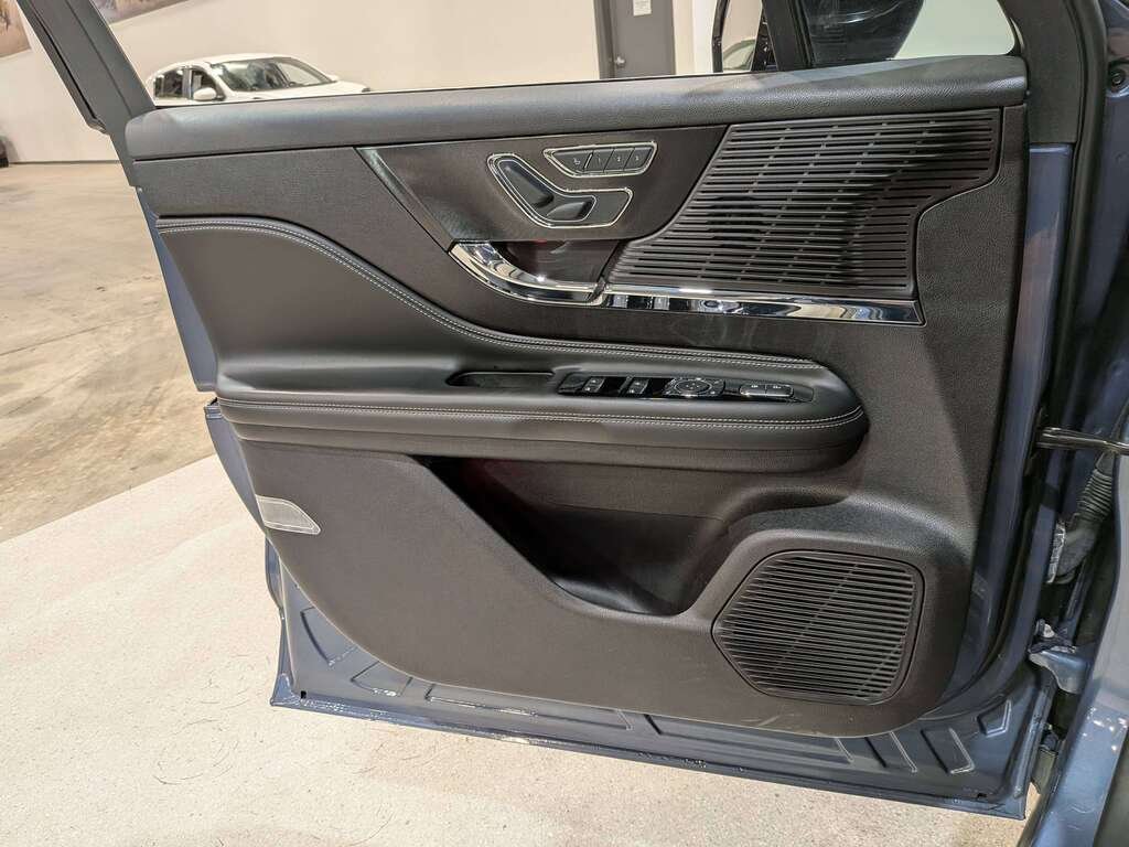 2022 Lincoln Corsair Reserve AWD Blue Val-David - photo #33