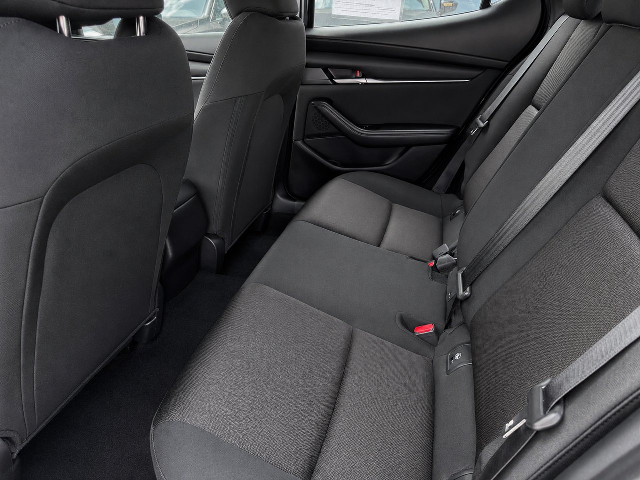 2025 Mazda Mazda3 Sport GX Black Châteauguay - photo #7