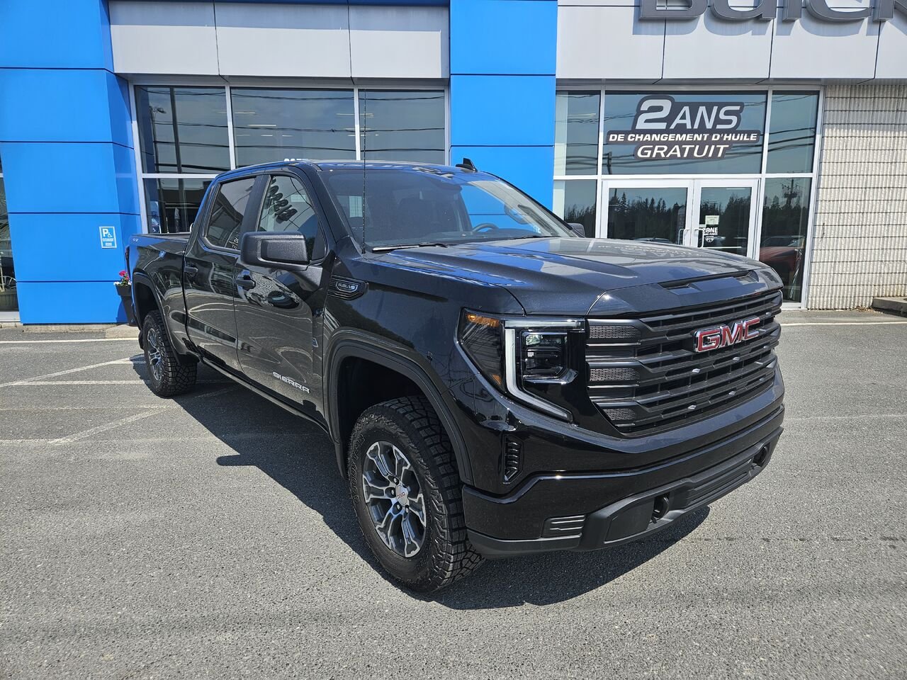 2026 GMC Sierra 1500 Pro cabine multiplace 4RM 157 po Onyx Black Thetford Mines - photo #1