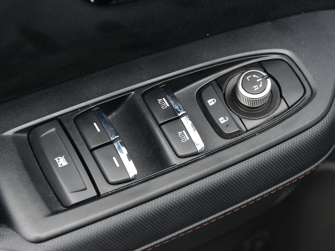 2025 Subaru Forester Premier e_BOXER hybride Black Saint-Hyacinthe - photo #12