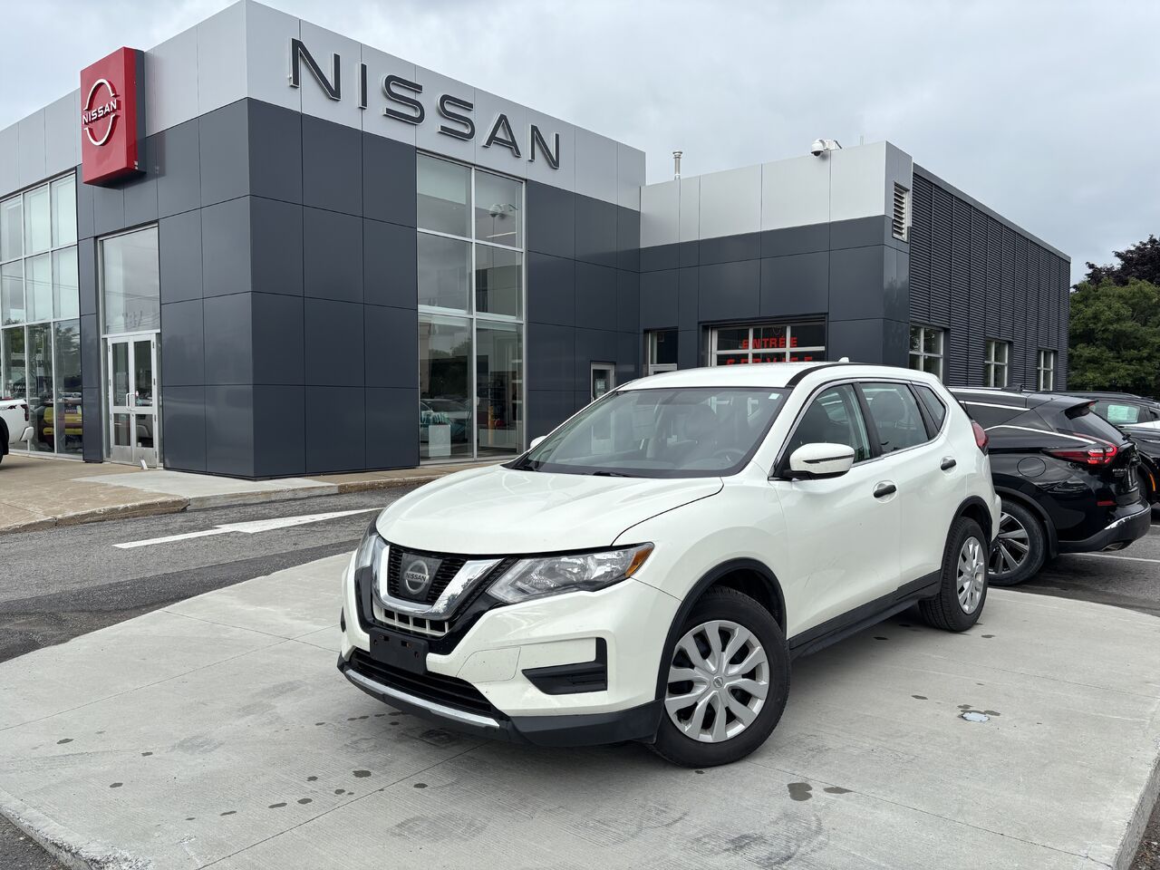 2017 Nissan Rogue S FWD