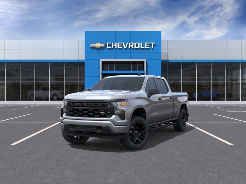 CHEVROLET Silverado 1500 K1500 SILVERADO CREW CAB CUSTOM STD/BOX (1CX) 2026 Gris sterling métallisé Rivière-du-Loup - photo #0