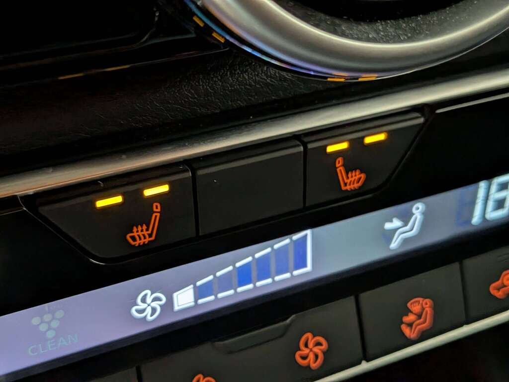 2024 Nissan Sentra SV CVT Grey Val-David - photo #2